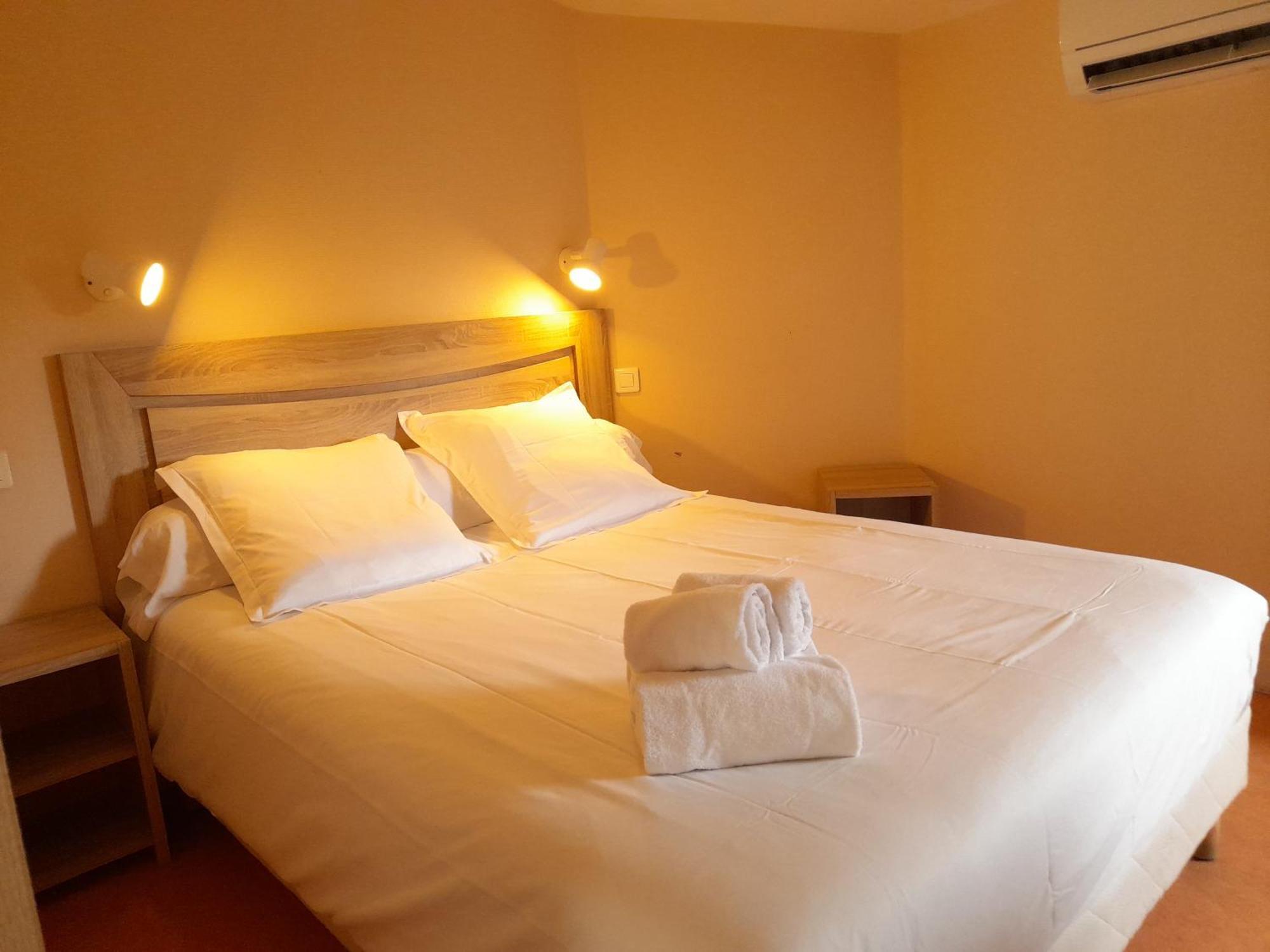 Platanes - Kb Group Hotel